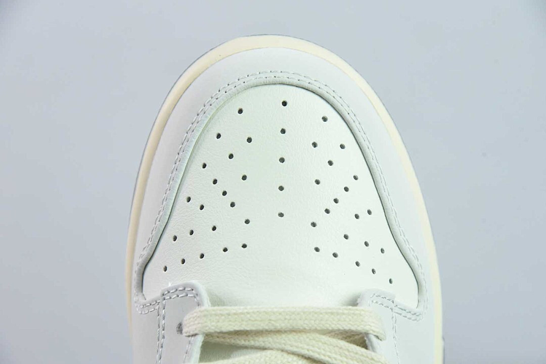 Nike Dunk Low Dark Pony Pearl White IM6670-202