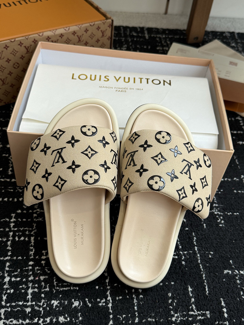 LVT SANDALS