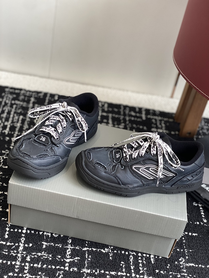 BC SNEAKERS