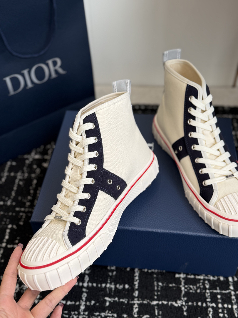 DIO* SNEAKER