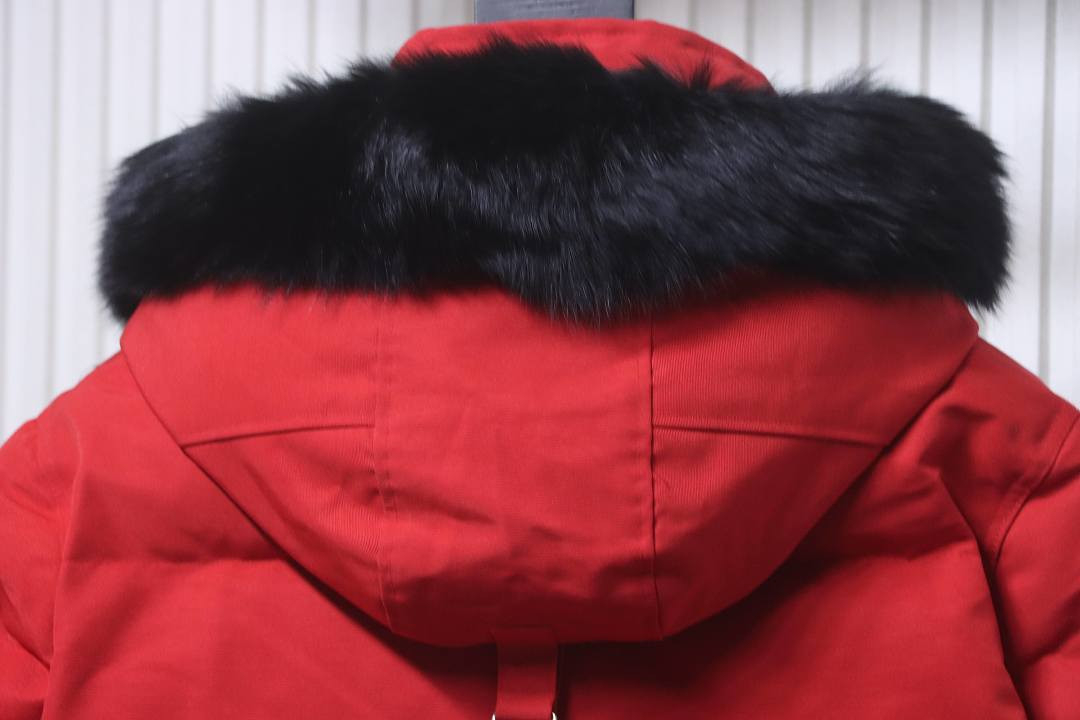 Moose Knuckles