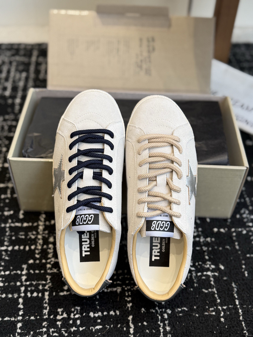 GGDB SNEAKER