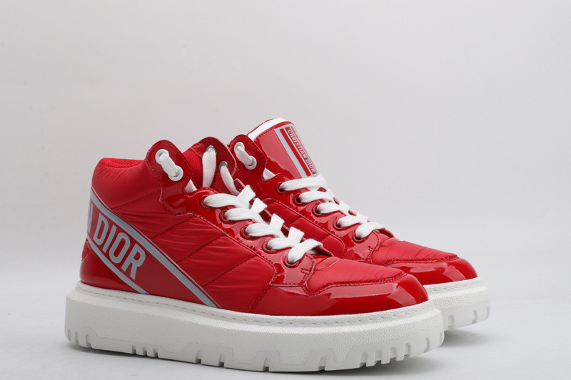 dio* sneaker