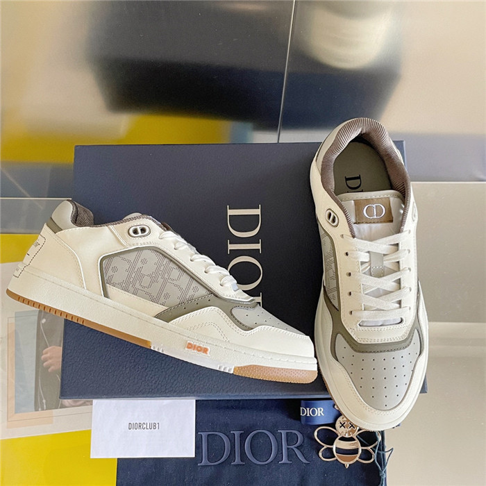 dio* sneaker