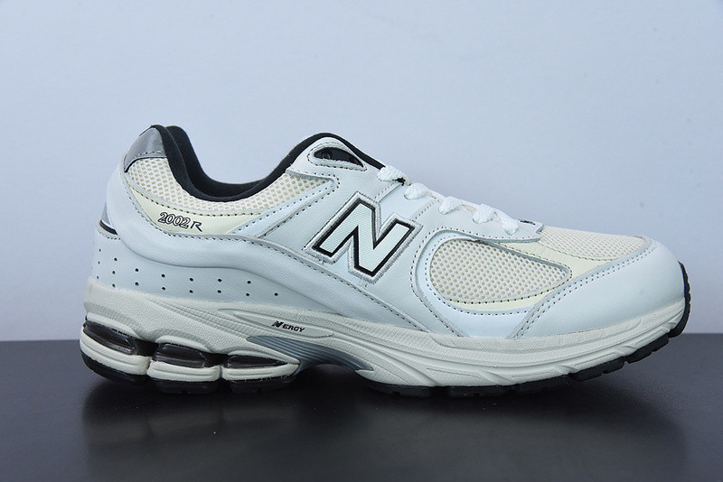 new balance sneaker