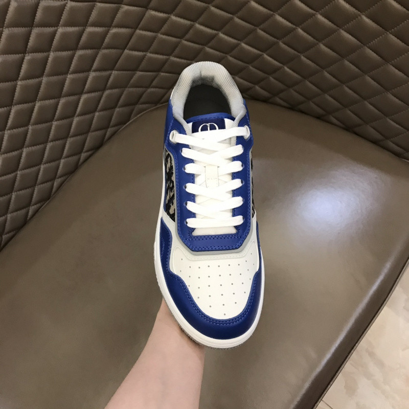 dio* sneaker