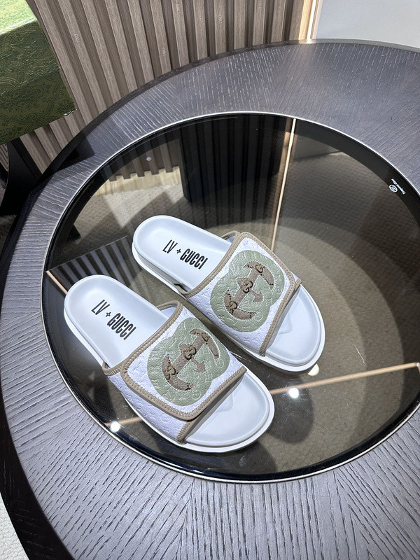 g*u*i sandals
