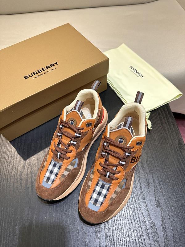 B**rry sneaker