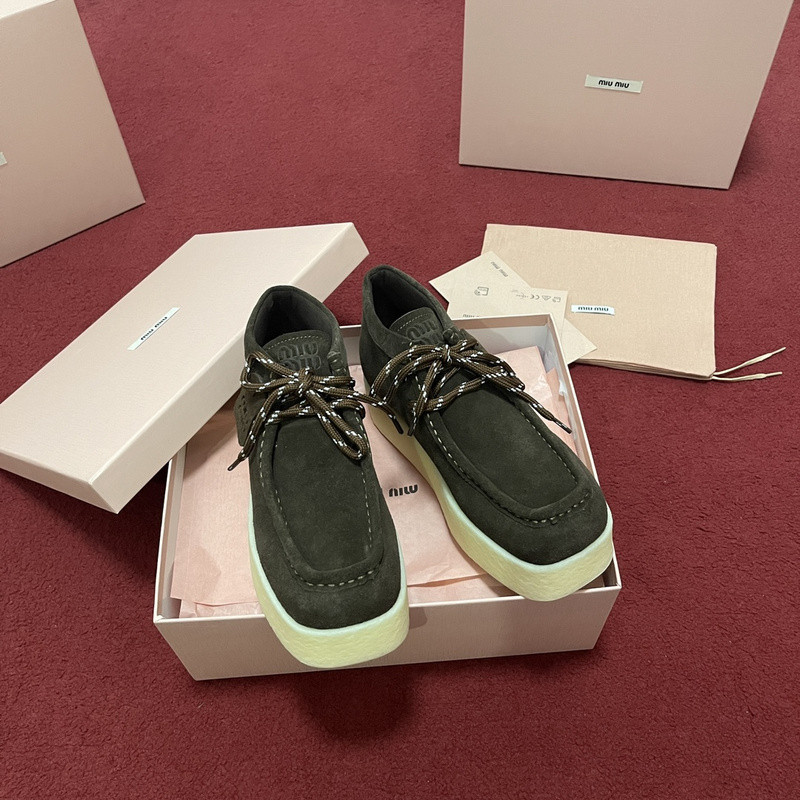 mIUMIU SNEAKER