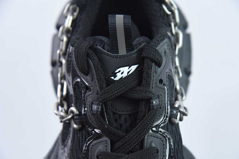 BC 3XL SNEAKER