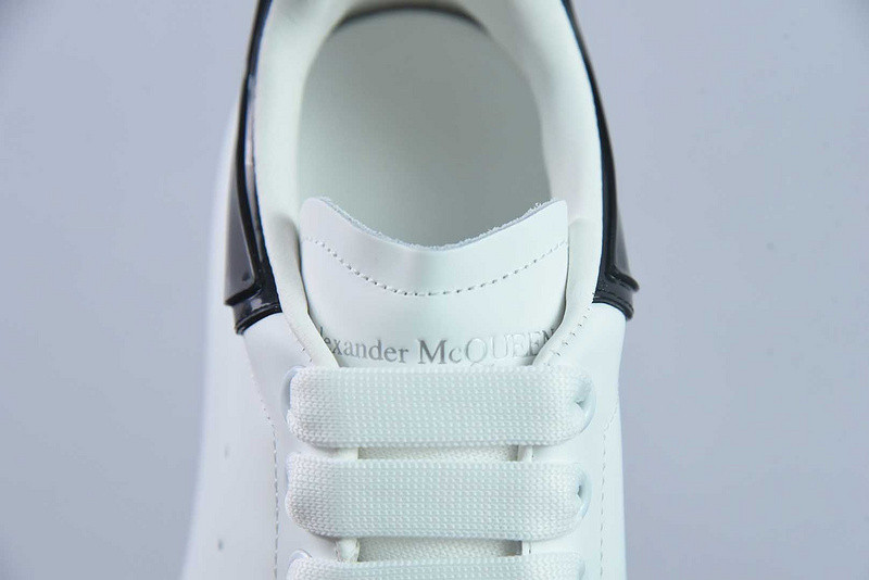 AlexER McEEN SNEAKERS