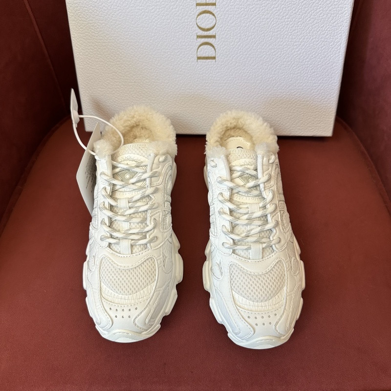 DIO* SNEAKER