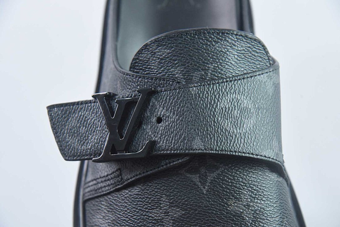 LVT SANDALS