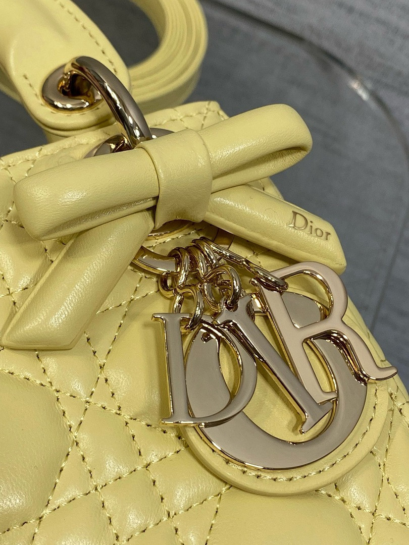 D10r BAG
