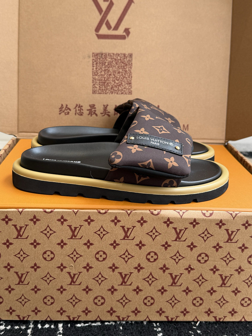 LVT SANDALS