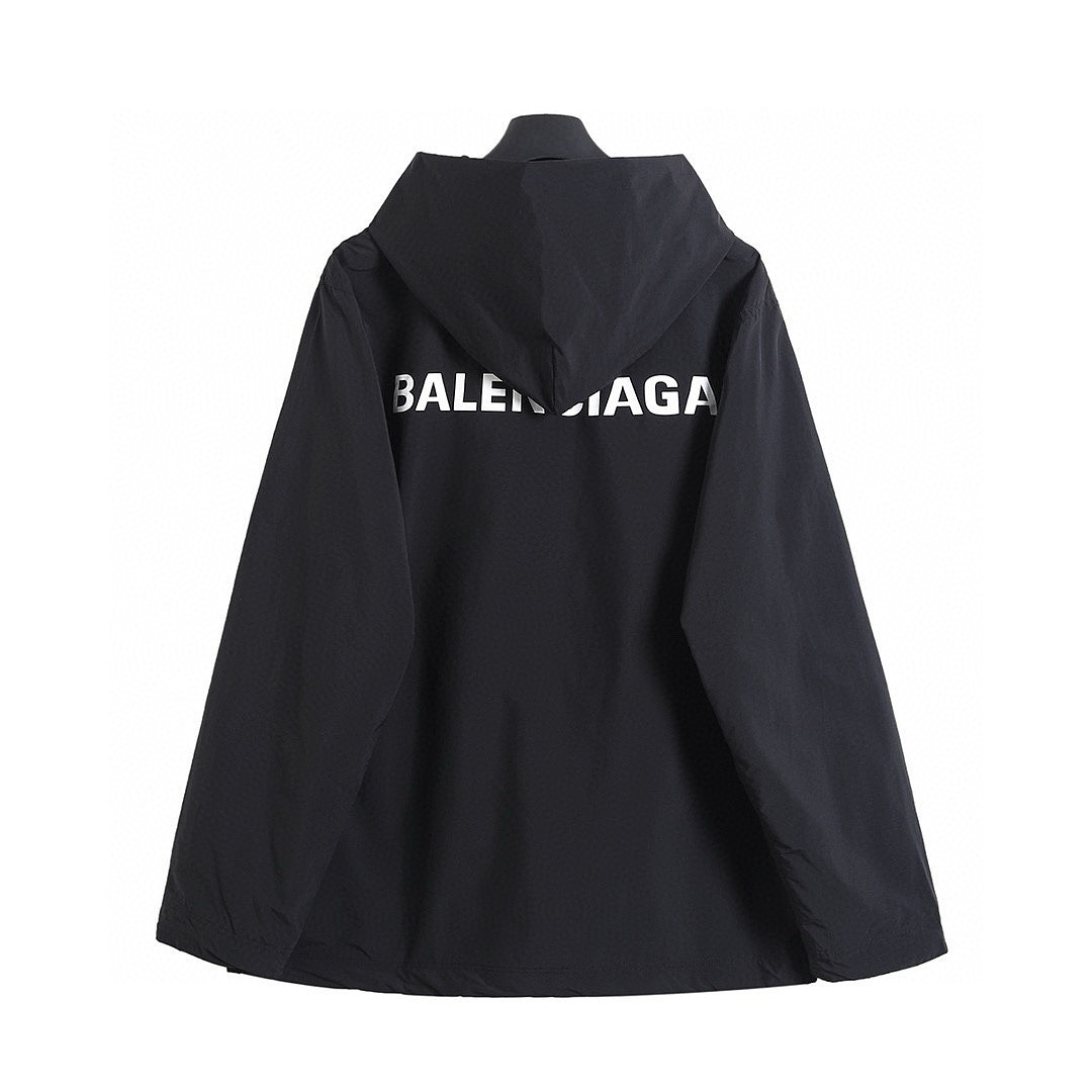Ba1en*iaga Clothes