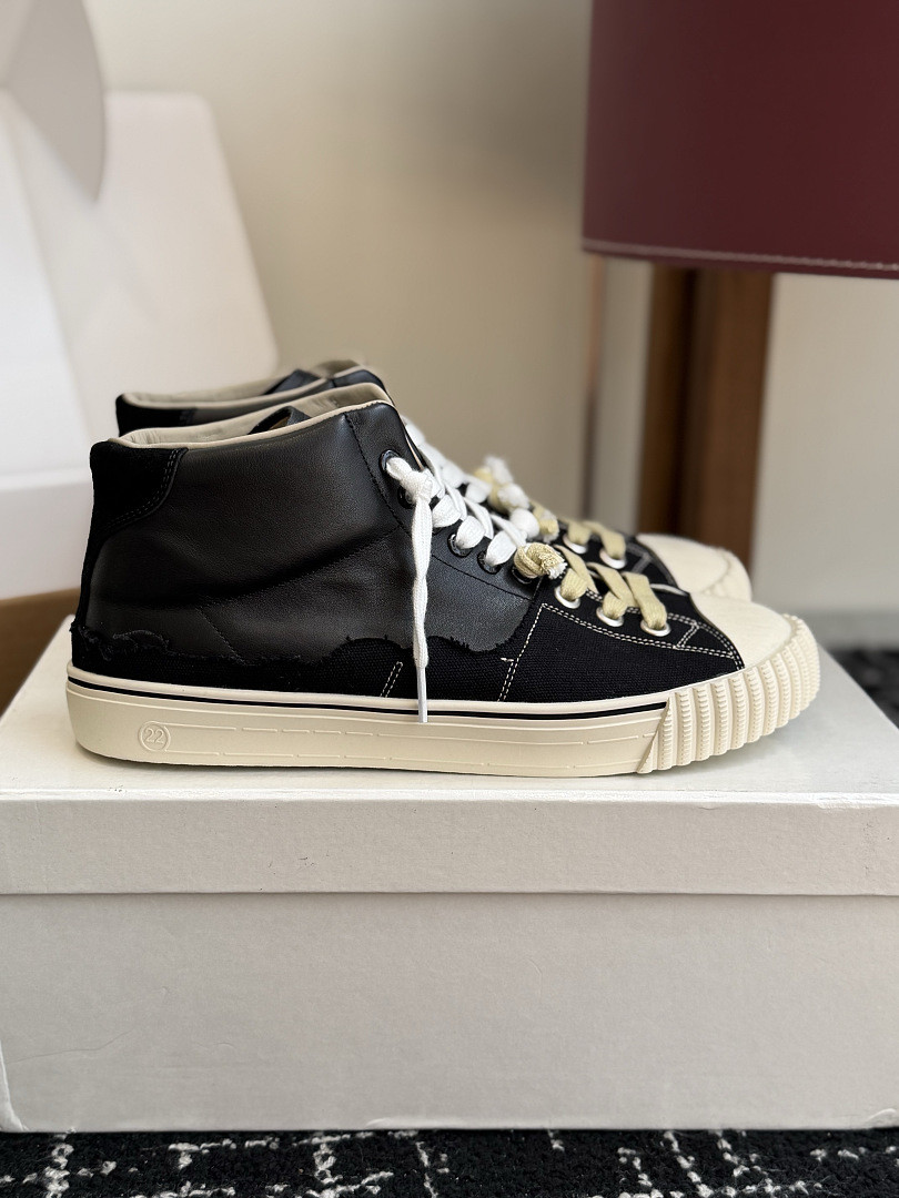 Ma1s0n Marg*e1a SNEAKER
