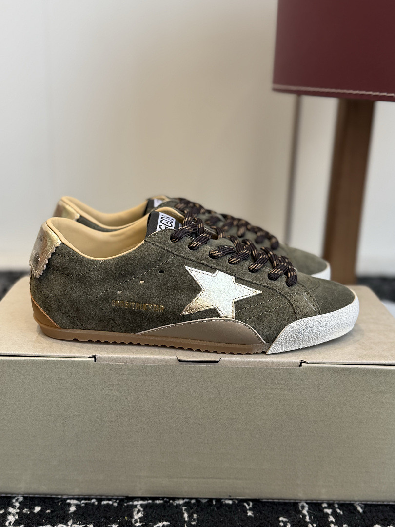 GGDB SNEAKER