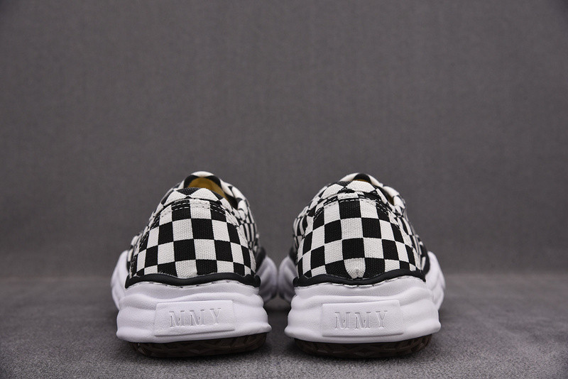 maison mihara yasuhiro sneaker