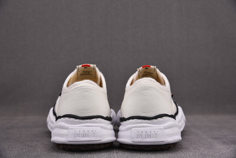 maison mihara yasuhiro sneaker