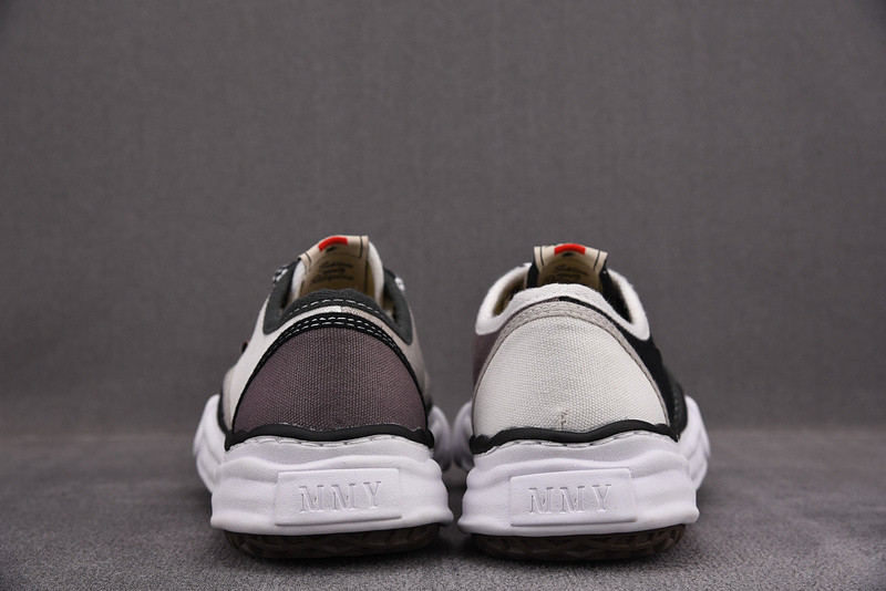 maison mihara yasuhiro sneaker