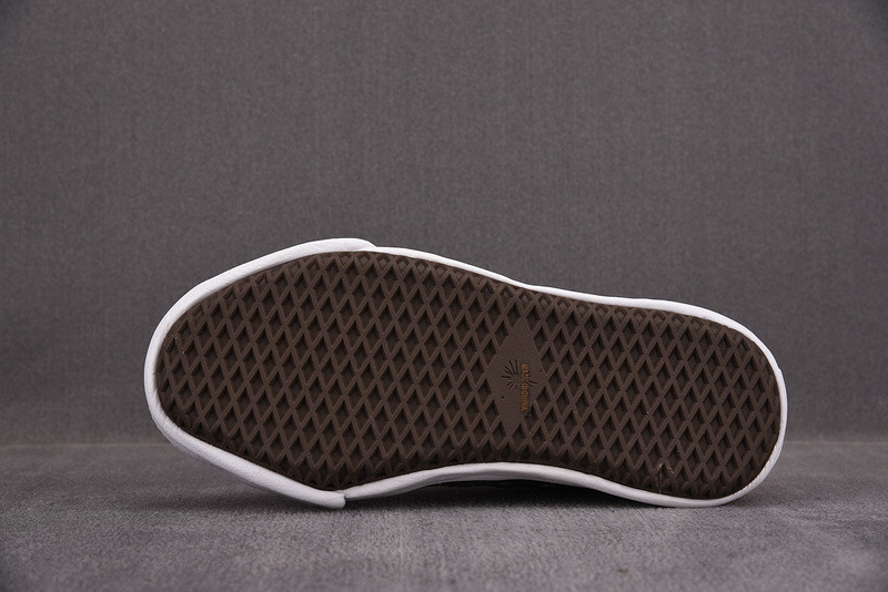 maison mihara yasuhiro sneaker