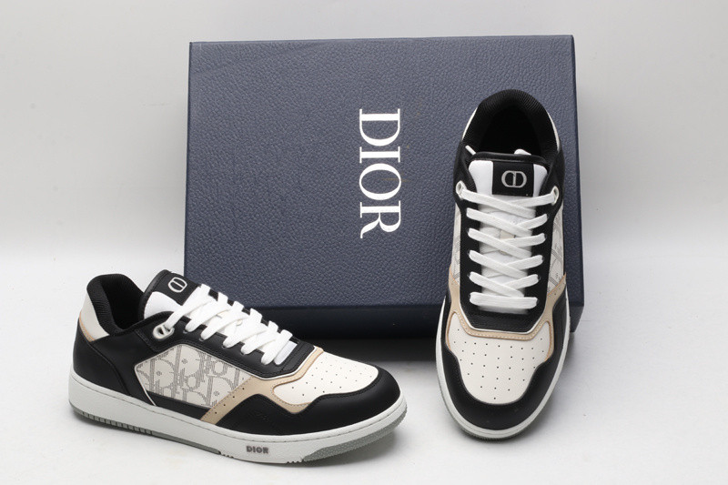 dio* sneaker