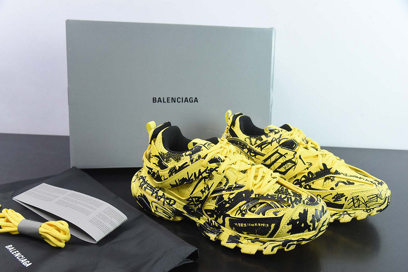 bc track sneaker