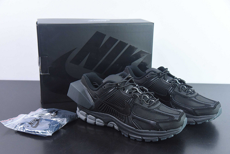 nike a-cold-wall* x air zoom vomero 5