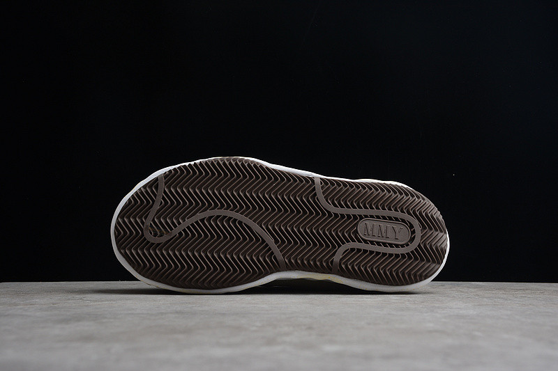 maison mihara yasuhiro sneaker