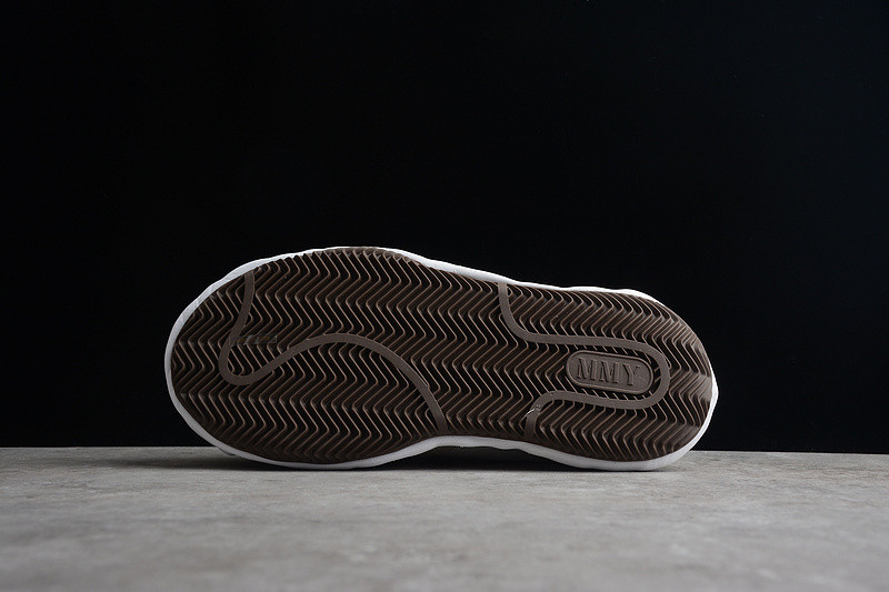 maison mihara yasuhiro sneaker