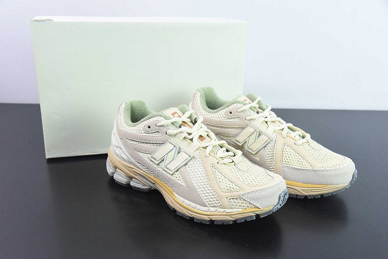 new balance sneaker