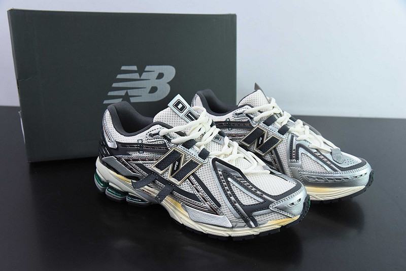 new balance sneaker