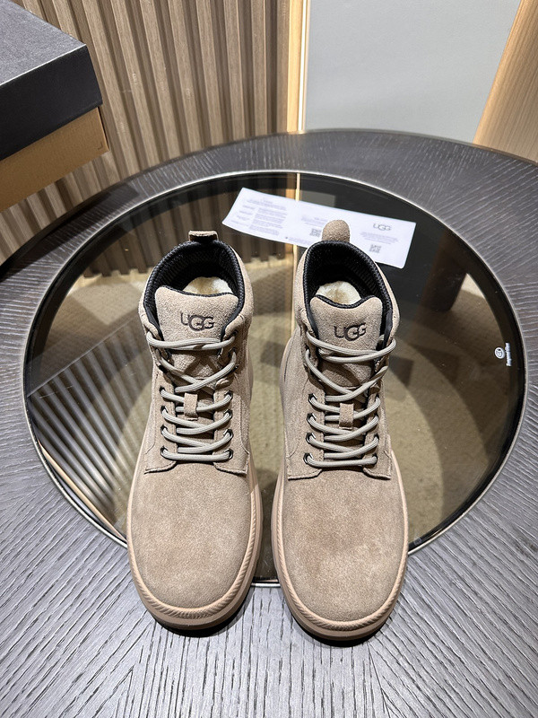 UGG
