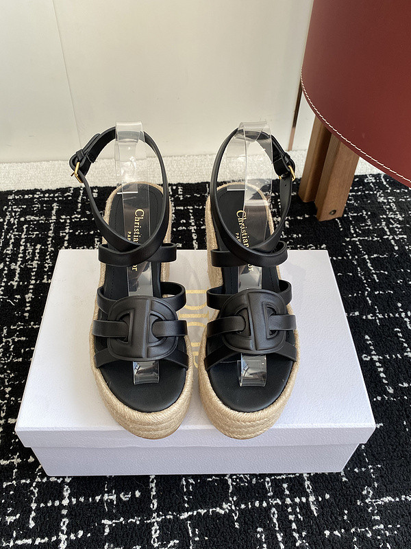 DIO* SNEAKER