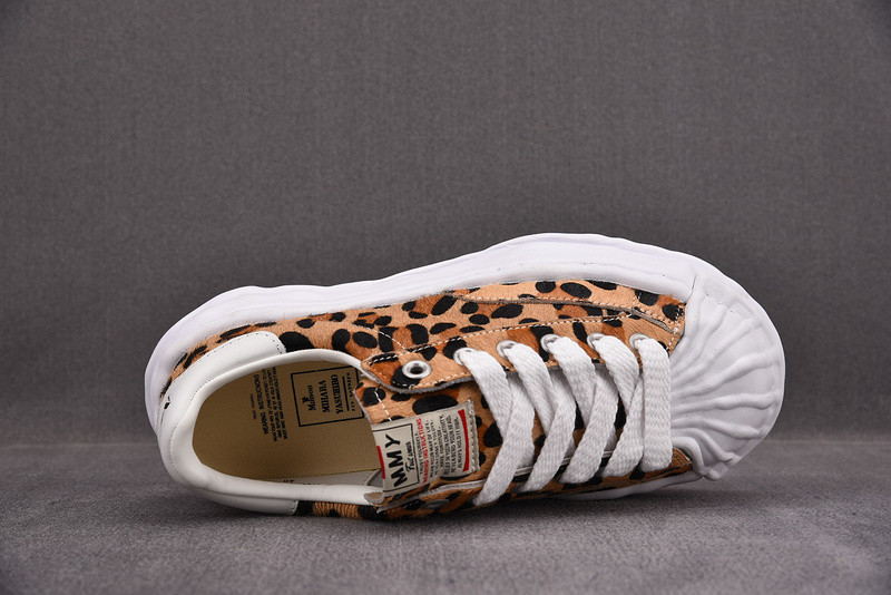 maison mihara yasuhiro sneaker
