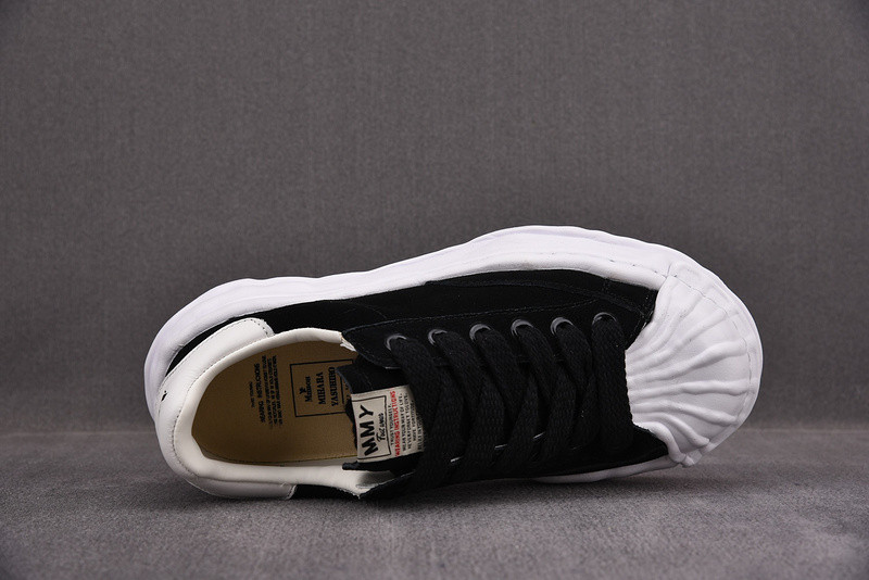 maison mihara yasuhiro sneaker