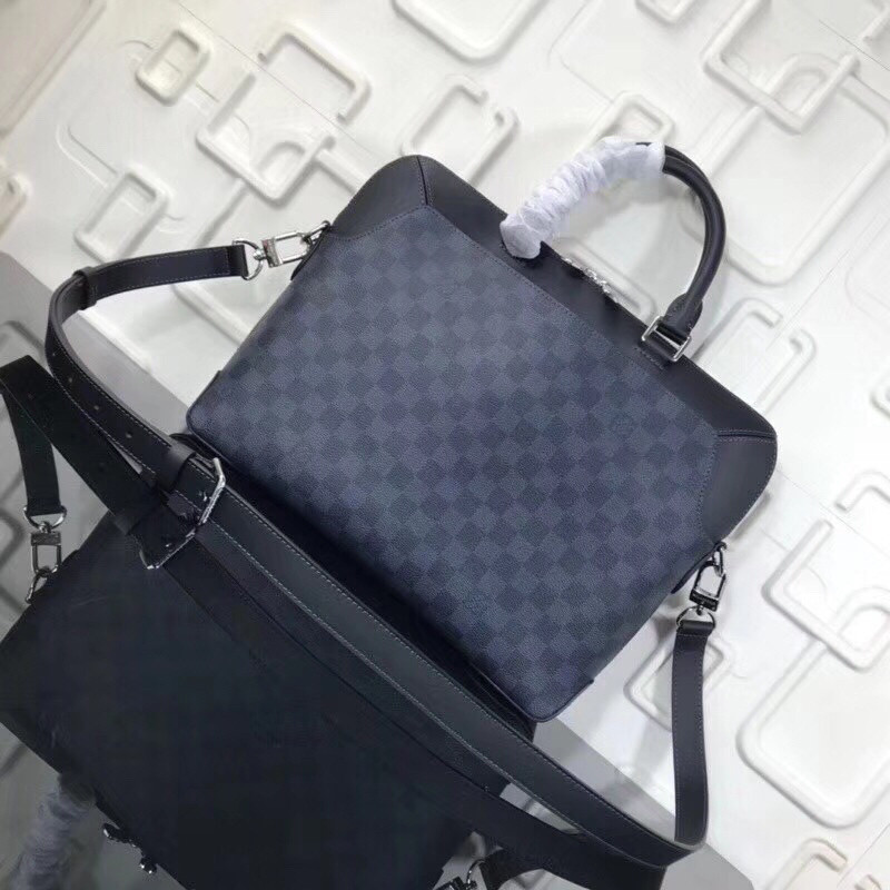 LVT PURSE