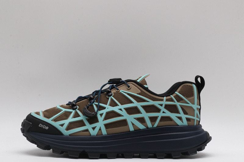 dio* sneaker