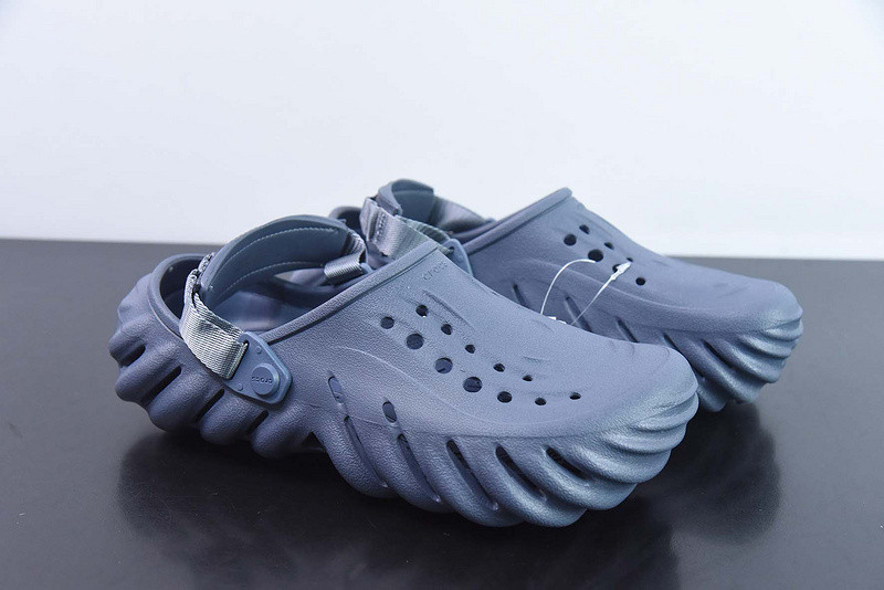 crocs echo clog storm