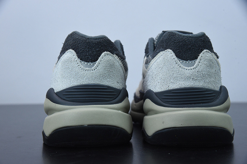 new balance sneaker
