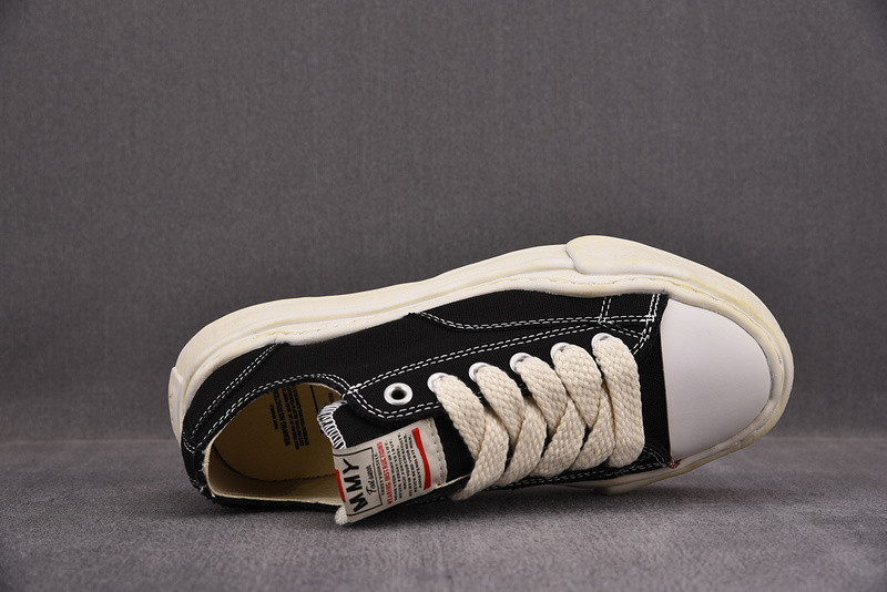 maison mihara yasuhiro sneaker