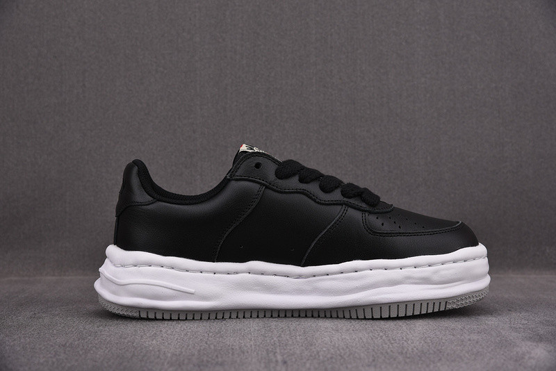 maison mihara yasuhiro sneaker