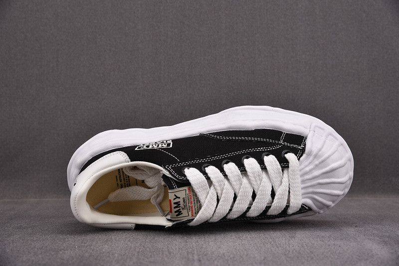 maison mihara yasuhiro sneaker
