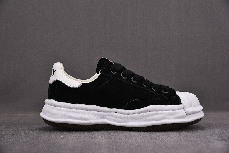 maison mihara yasuhiro sneaker