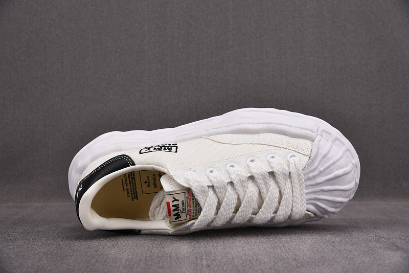 maison mihara yasuhiro sneaker