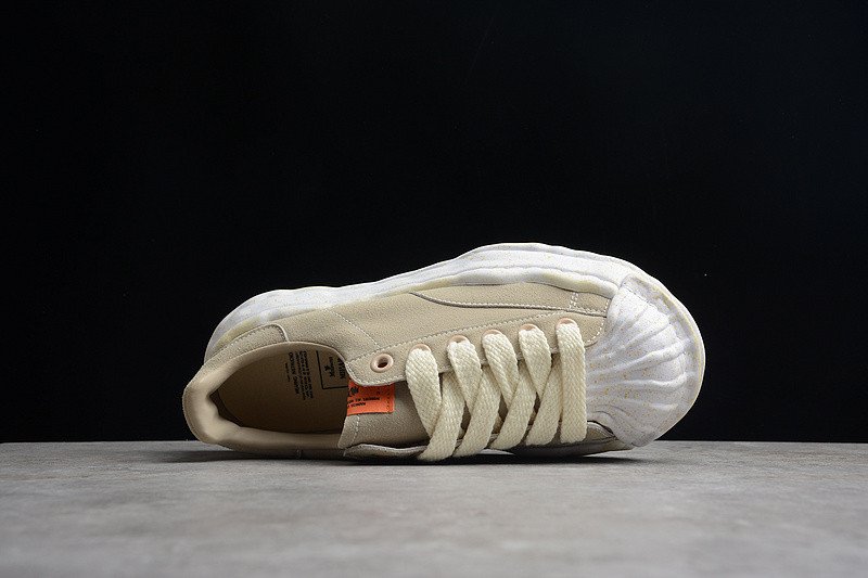 maison mihara yasuhiro sneaker