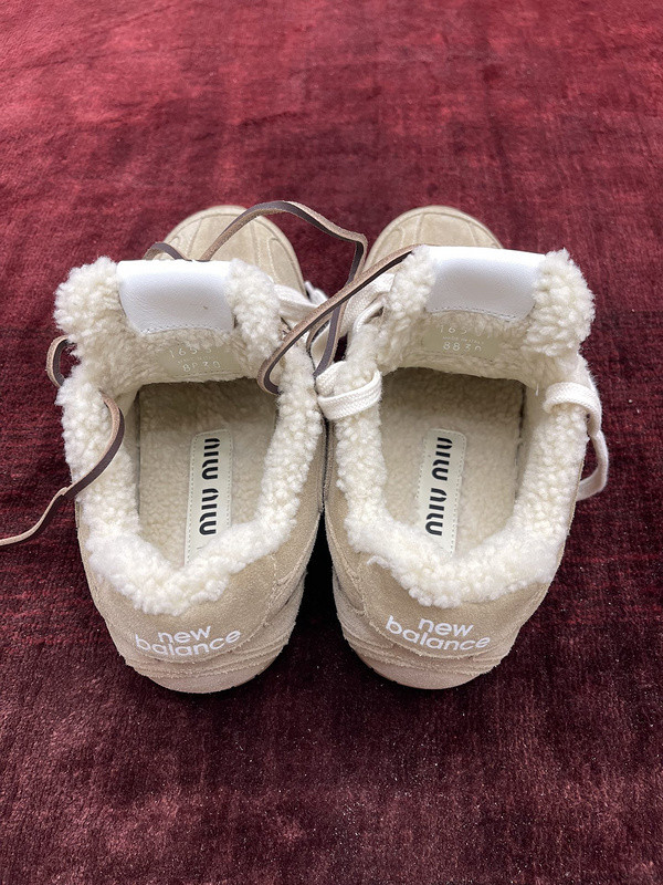 NEW BALANCE X MIUMIU SNEAKER
